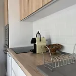Z-homes Apartment Zamardi